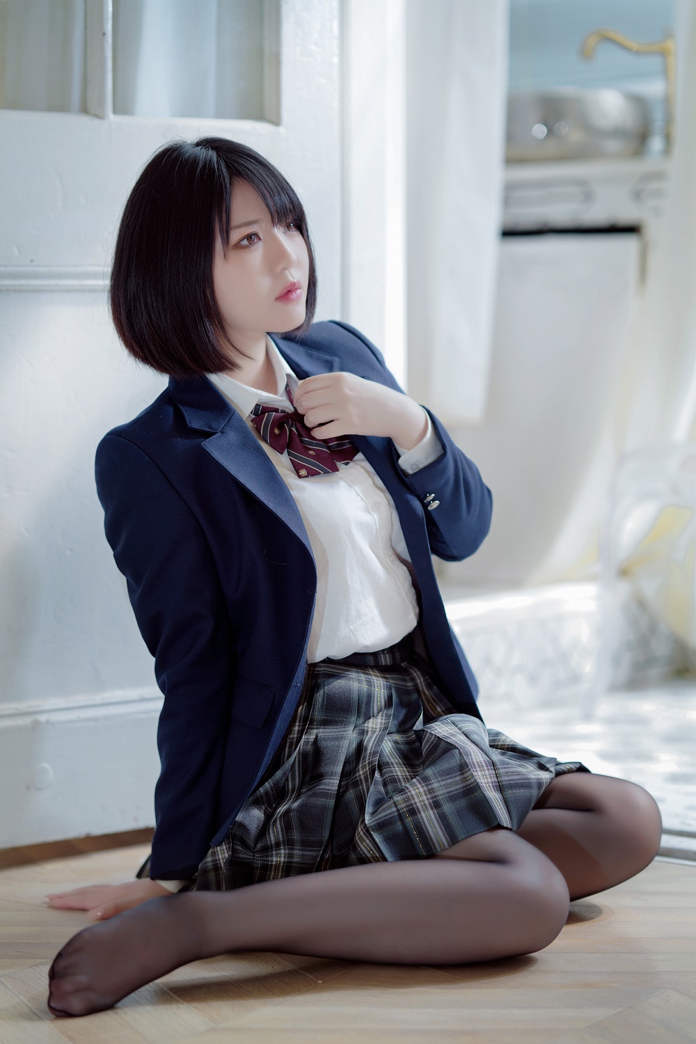 半半子-彼女の制服姿が好き[54P]