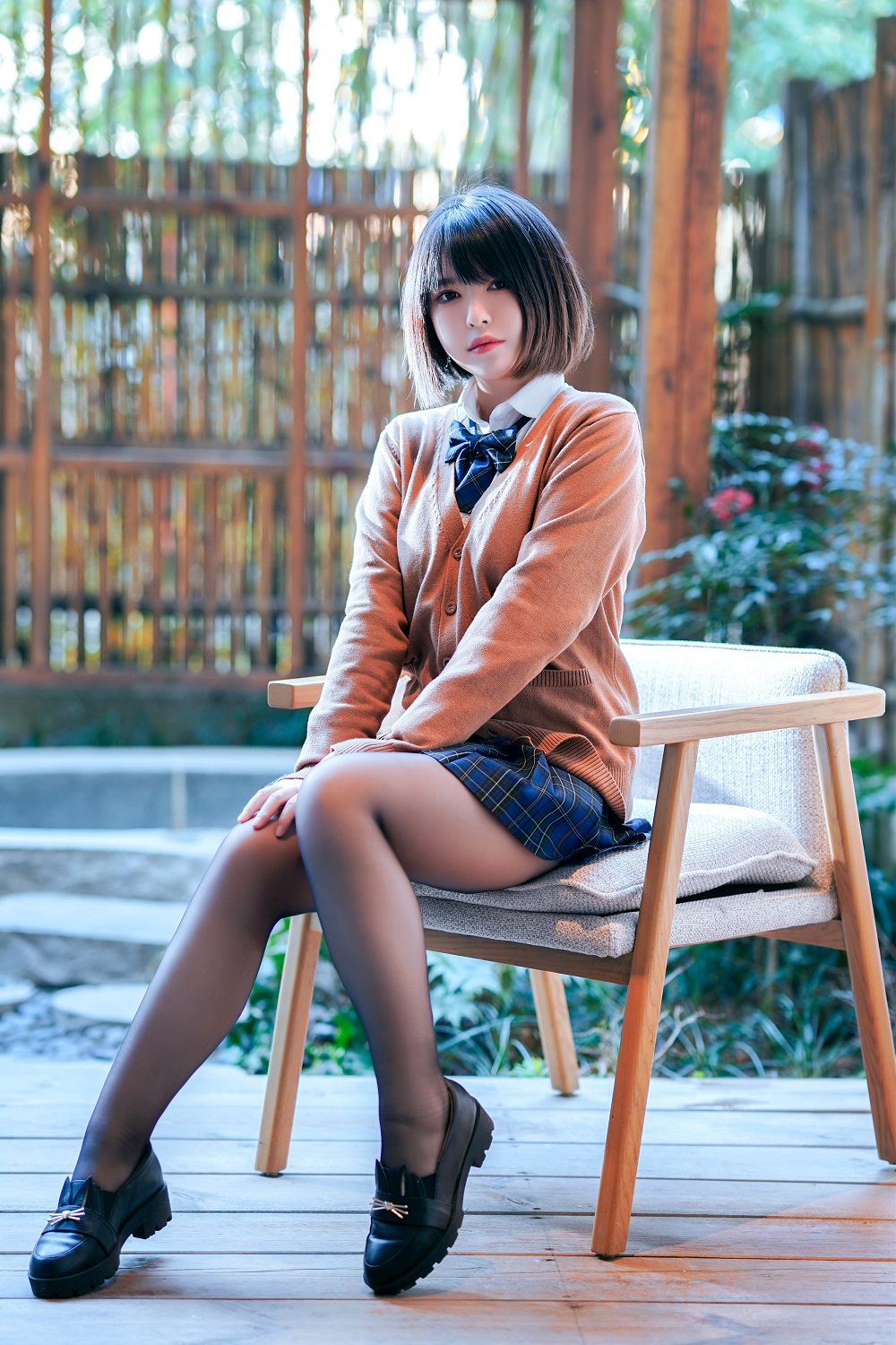 半半子-彼女の制服 Vol.02[58P]