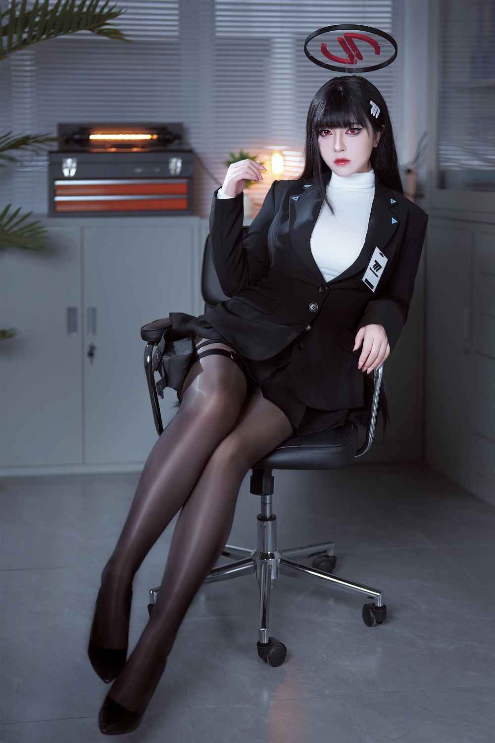 半半子-蔚蓝档案-调月莉音OL[60P+8V]