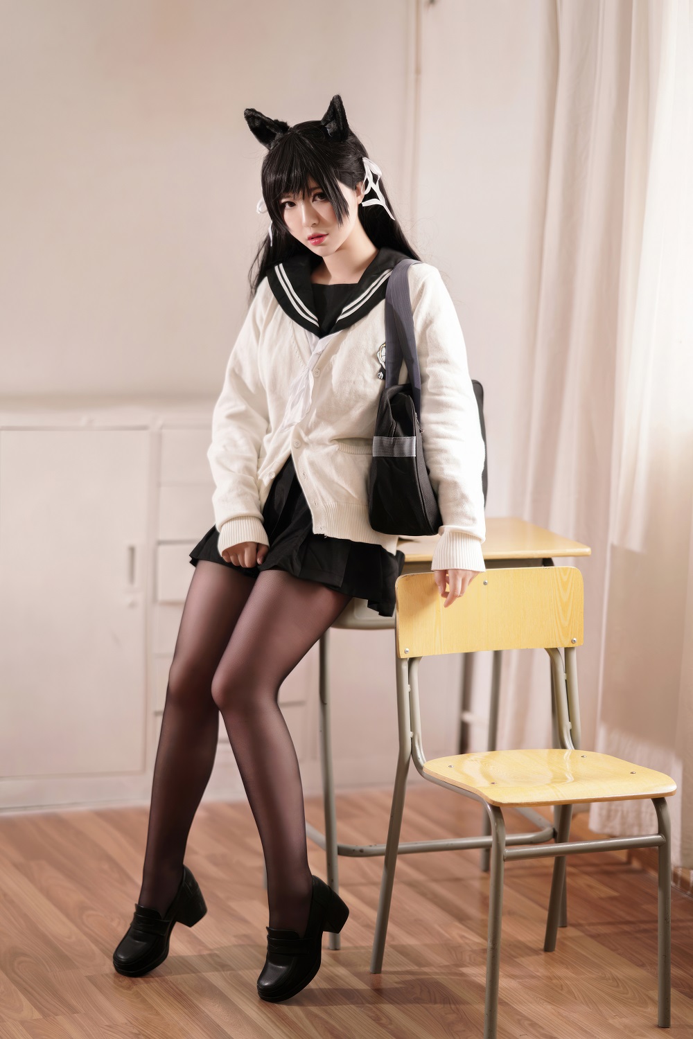 半半子-碧蓝航线-爱宕校服[25P]