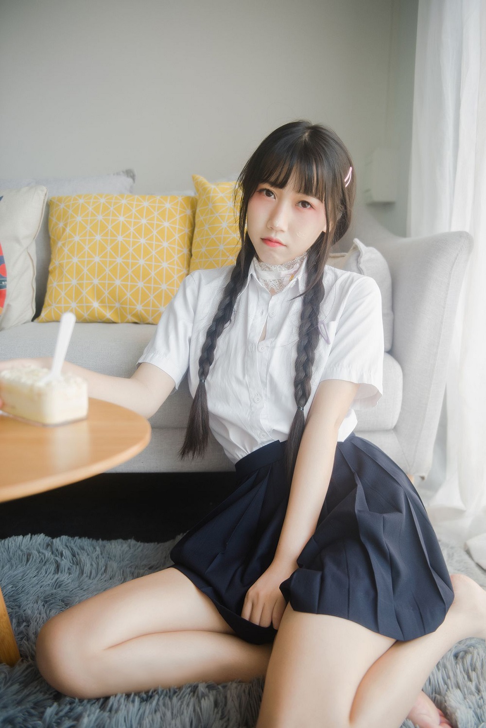 不呆猫-奶油少女[80P+3V]