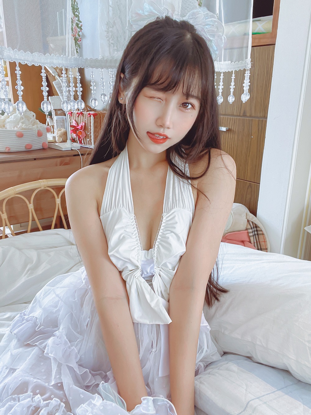 不呆猫-清纯妹妹[31P+5V]