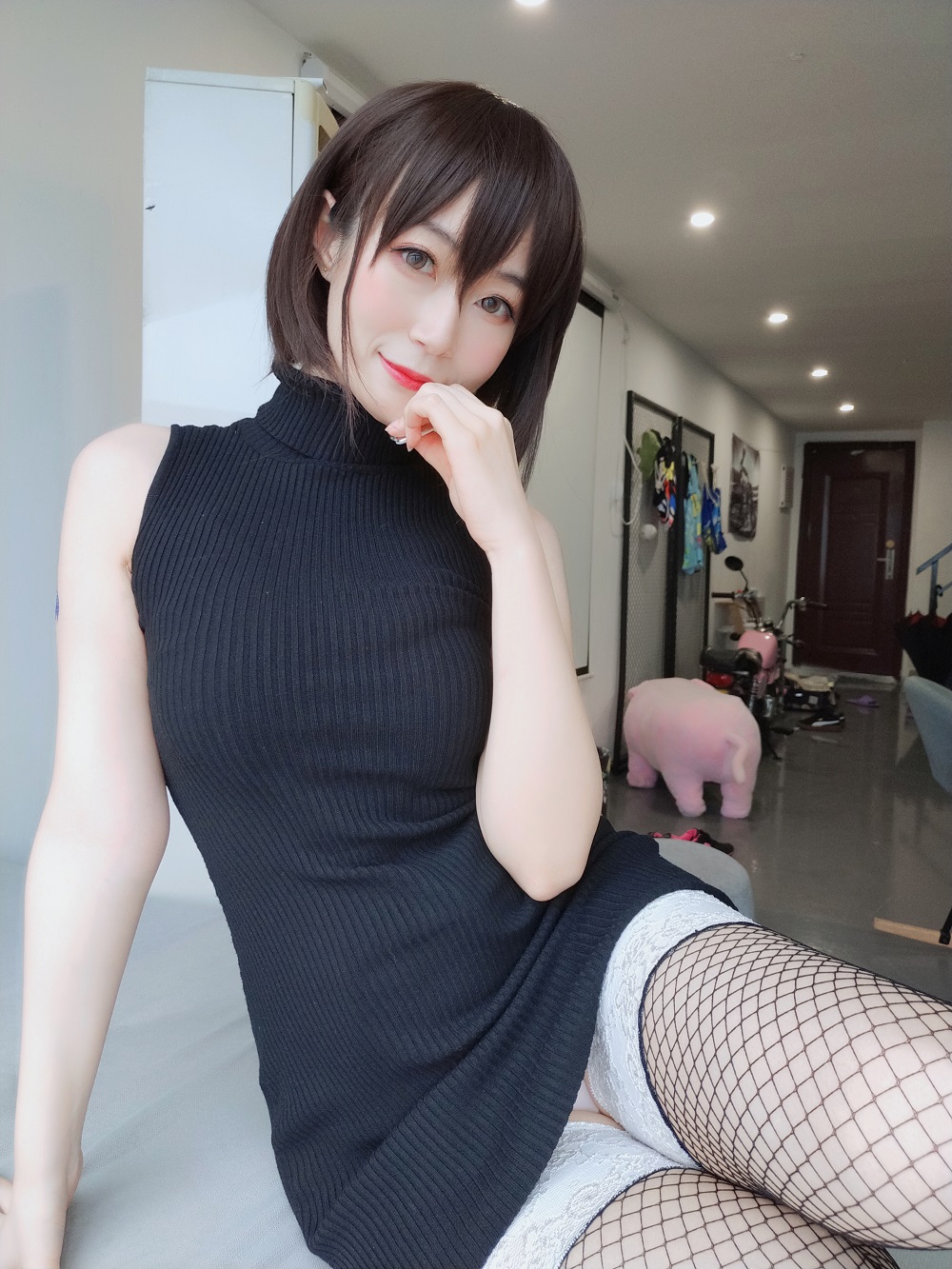 白银81-黑色包臀裙[35P+2V]