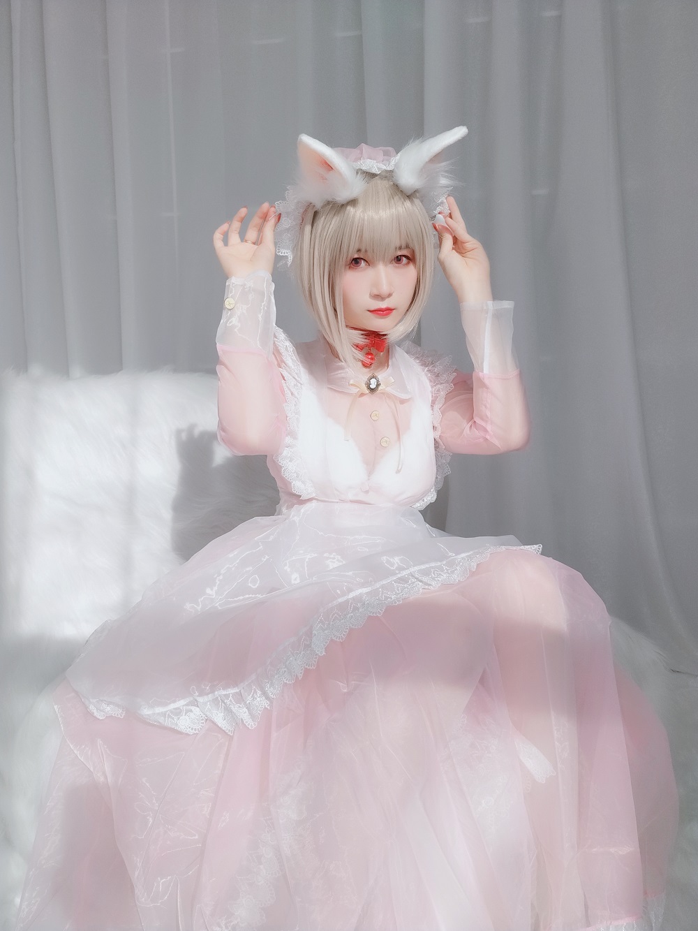 白银81-女仆小兔子[85P+3V]