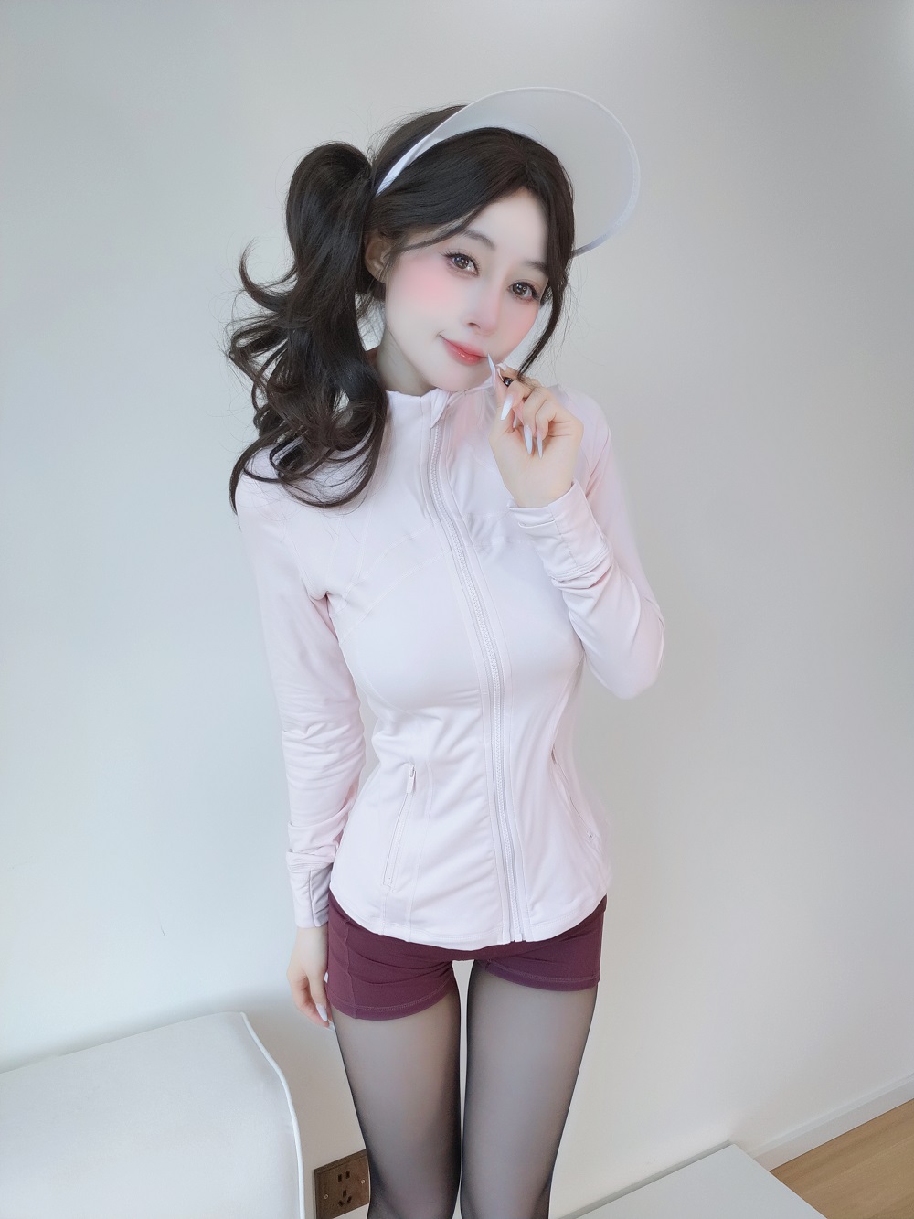 白银81-自摄Vol.102-黑丝人妻[115P+5V]
