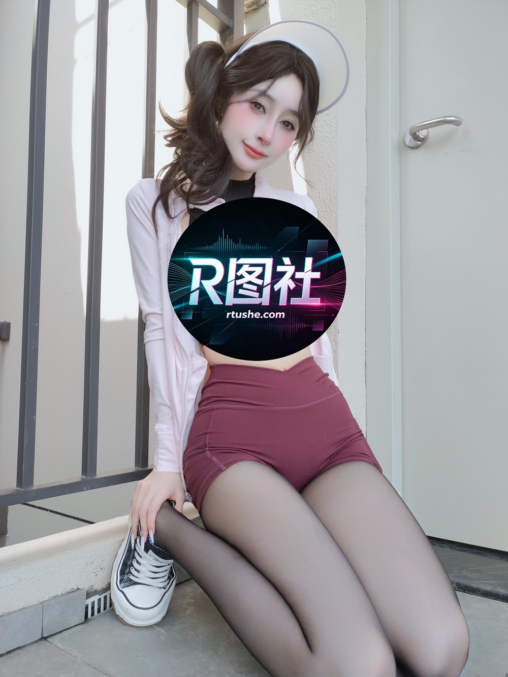 白银81-自摄Vol.102-黑丝人妻[115P+5V]
