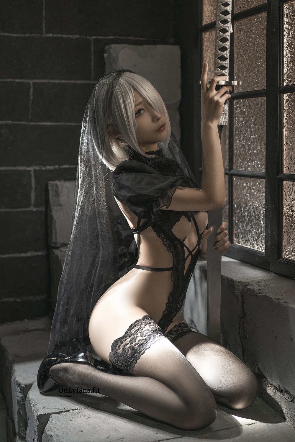 蠢沫沫-2B黑婚纱[35P]