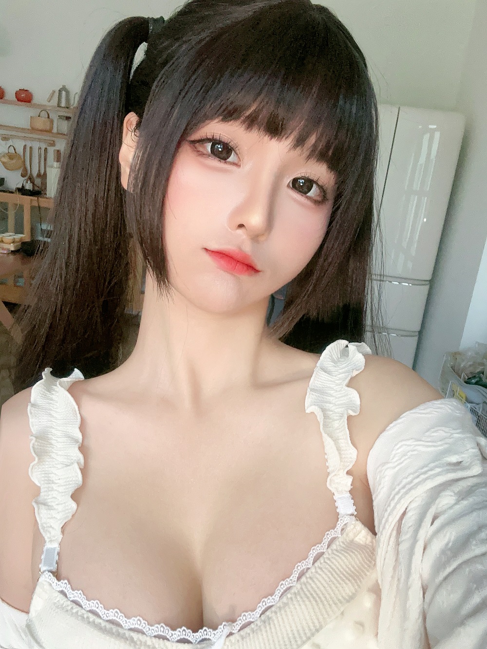 蠢沫沫-朋友圈自拍合集[70P]
