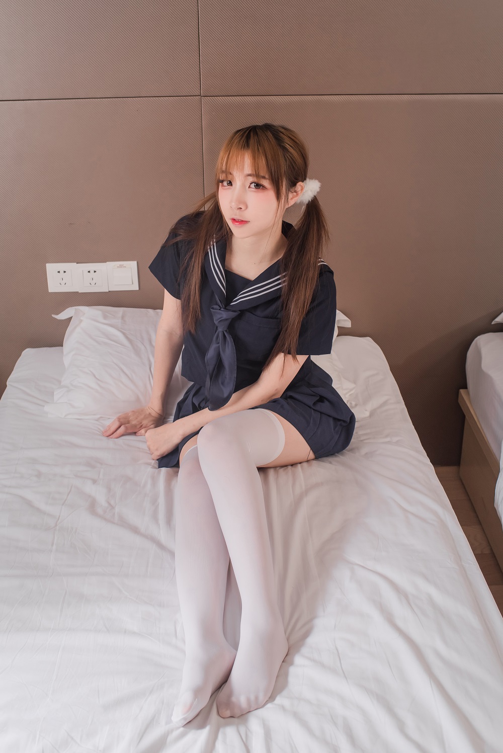 二佐Nisa-制服黑三本[42P]
