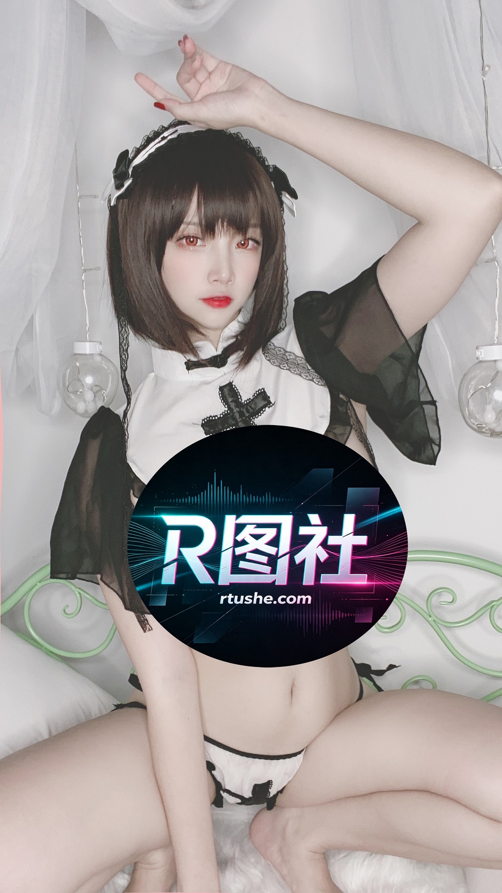 二佐Nisa-私房自拍-修女[44P]