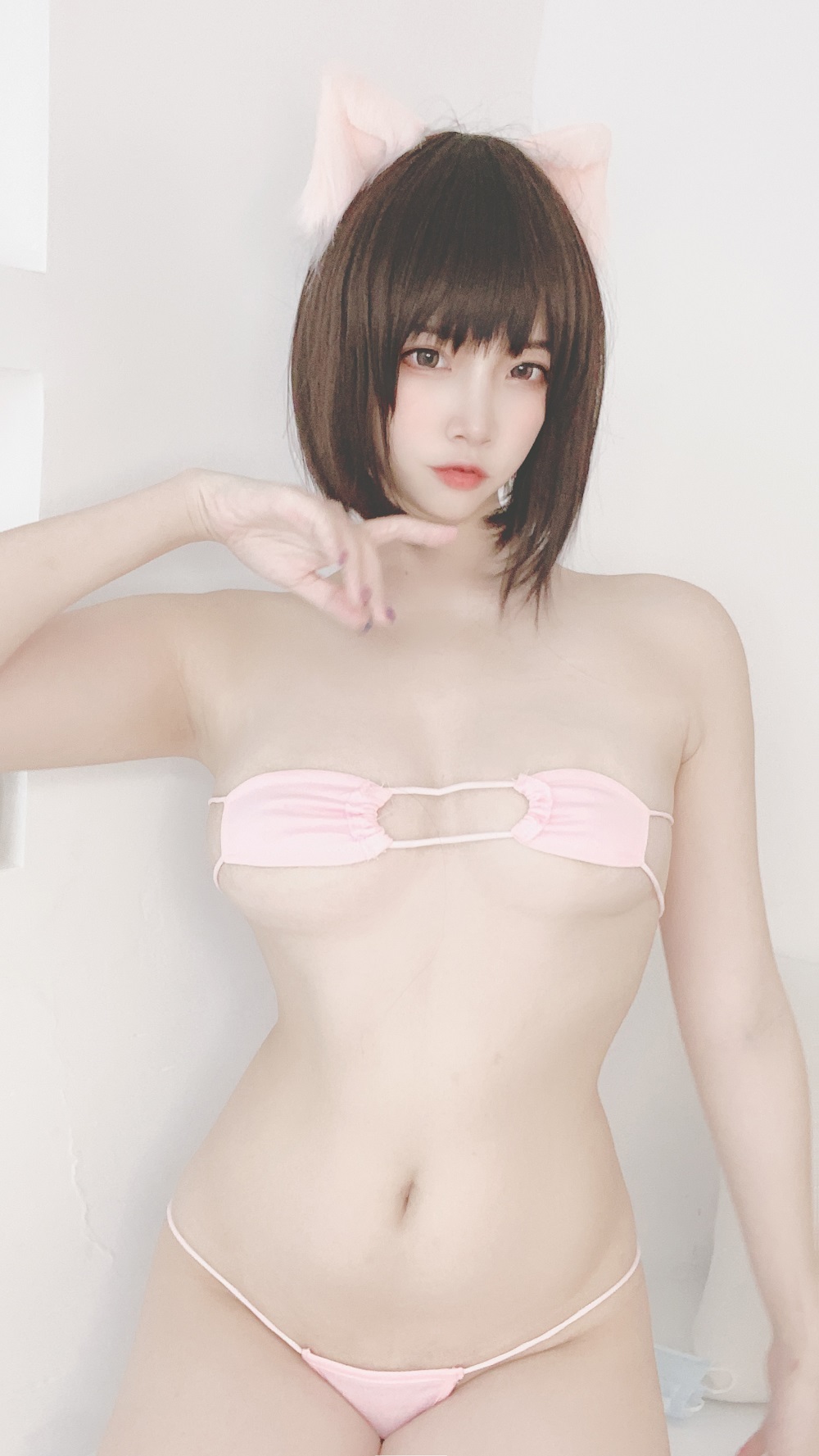 二佐Nisa-4月铁粉专属-猪猪比基尼自拍[9P]