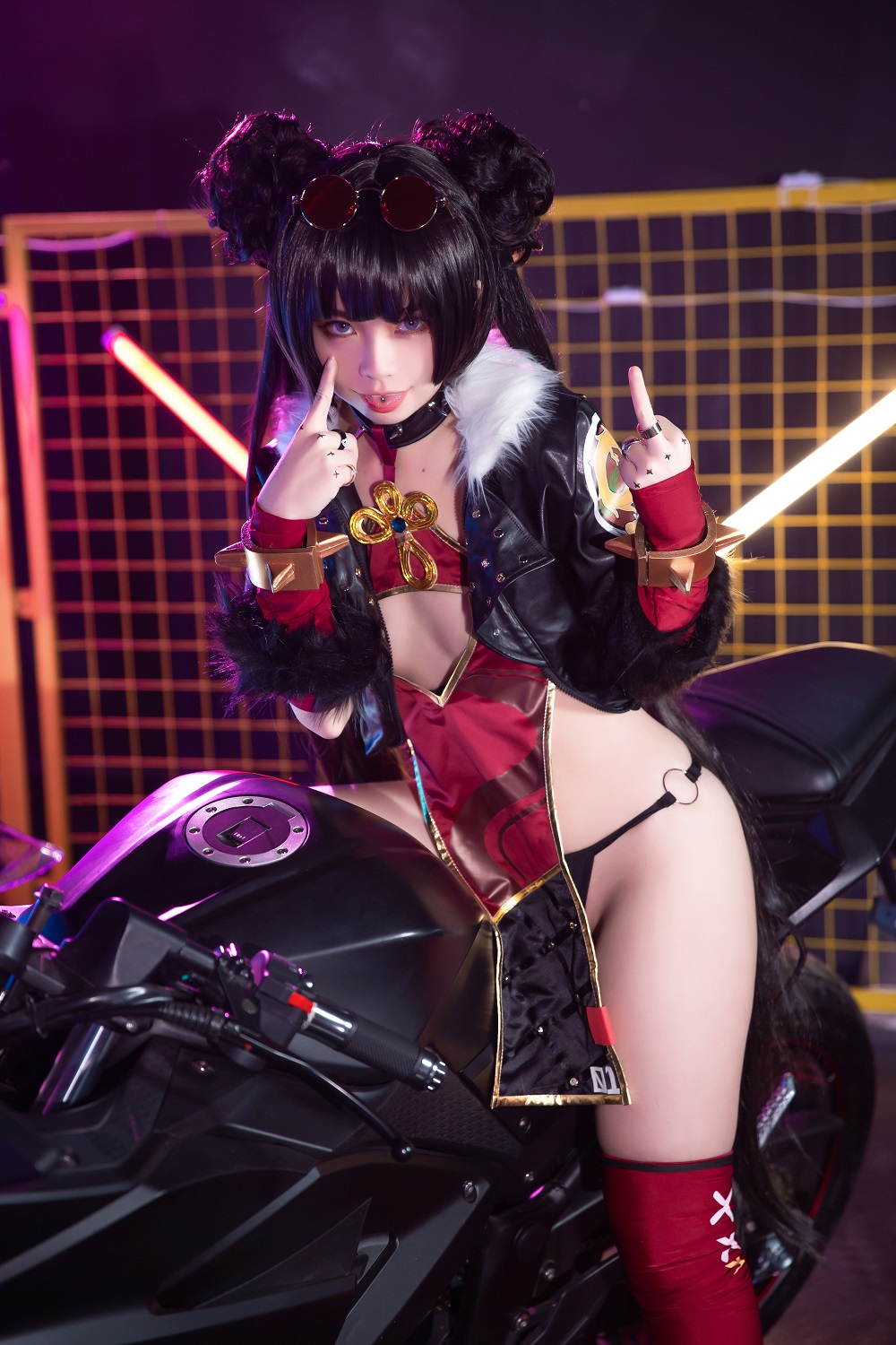 G44不会受伤-春鹏饺子外卖小妹[24P]
