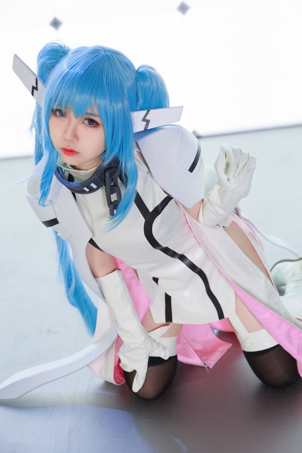 G44不会受伤-妮姆芙[16P]