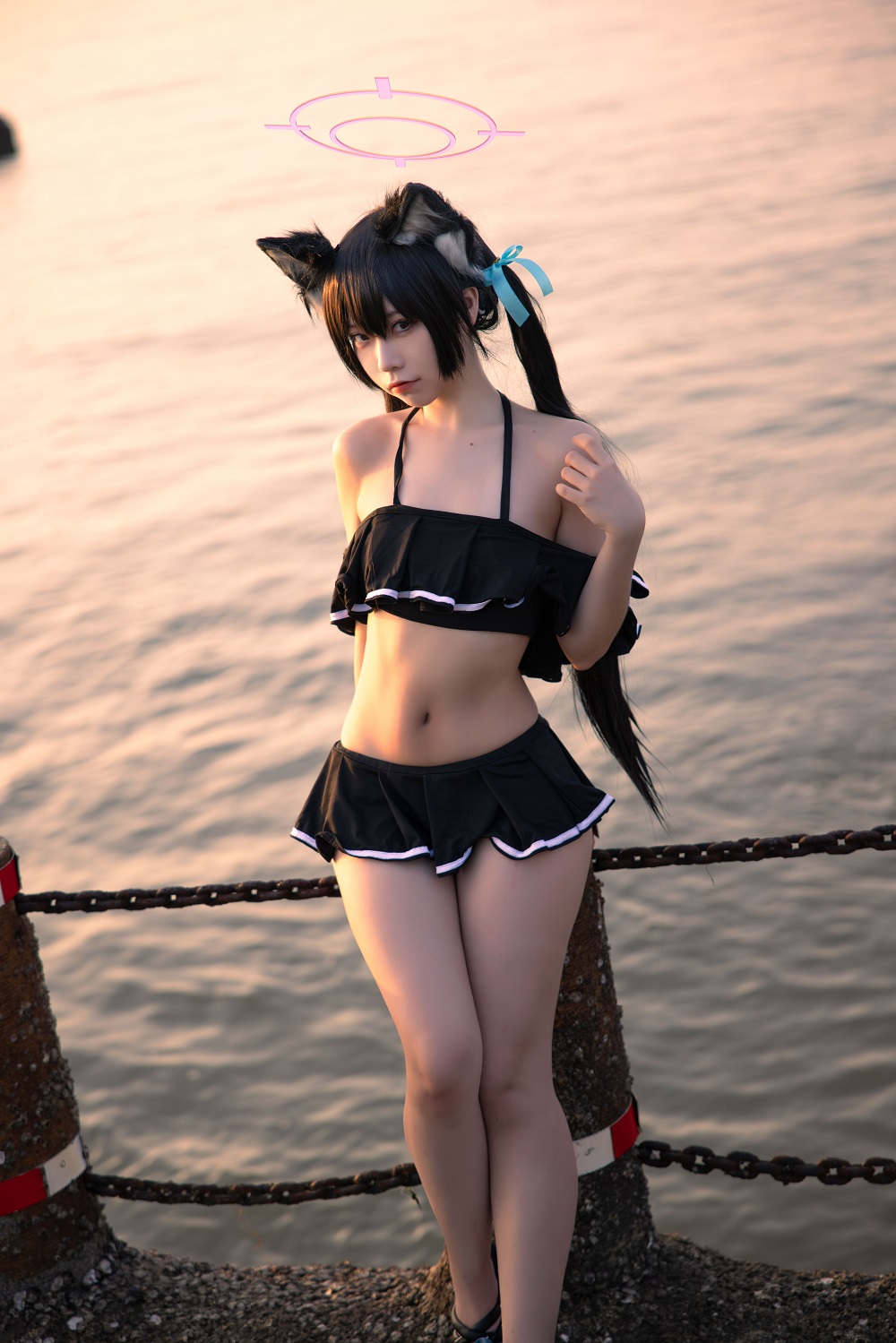 G44不会受伤-蔚蓝档案-黑見芹香泳装[20P]
