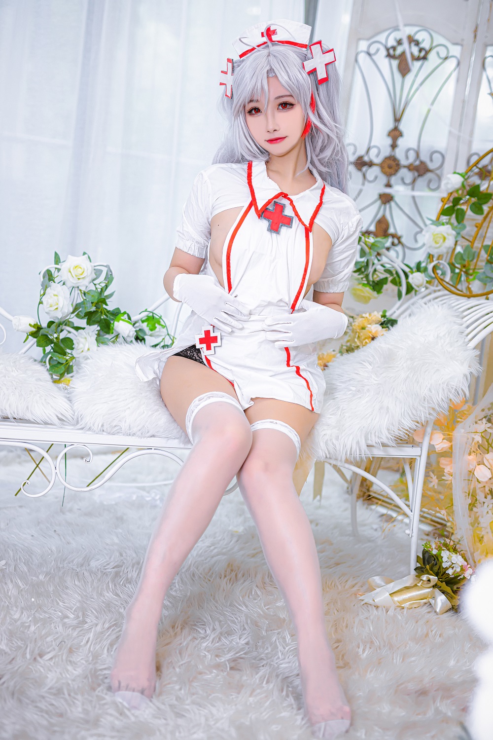 Momoko葵葵-欧根亲王护士装[21P]