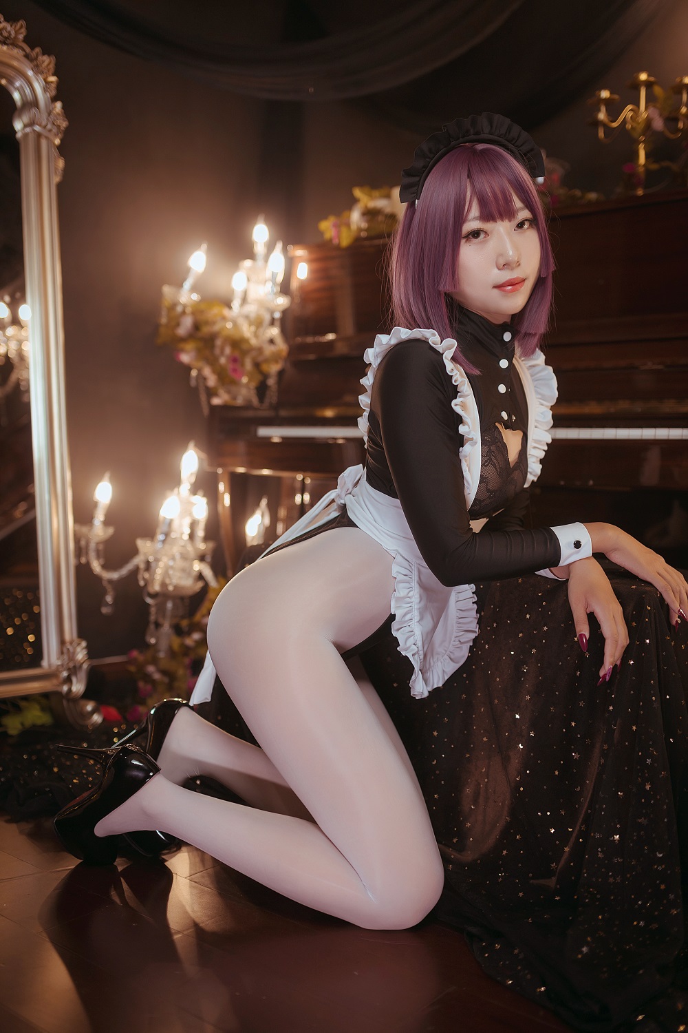 Money冷冷-高叉女仆[25P]