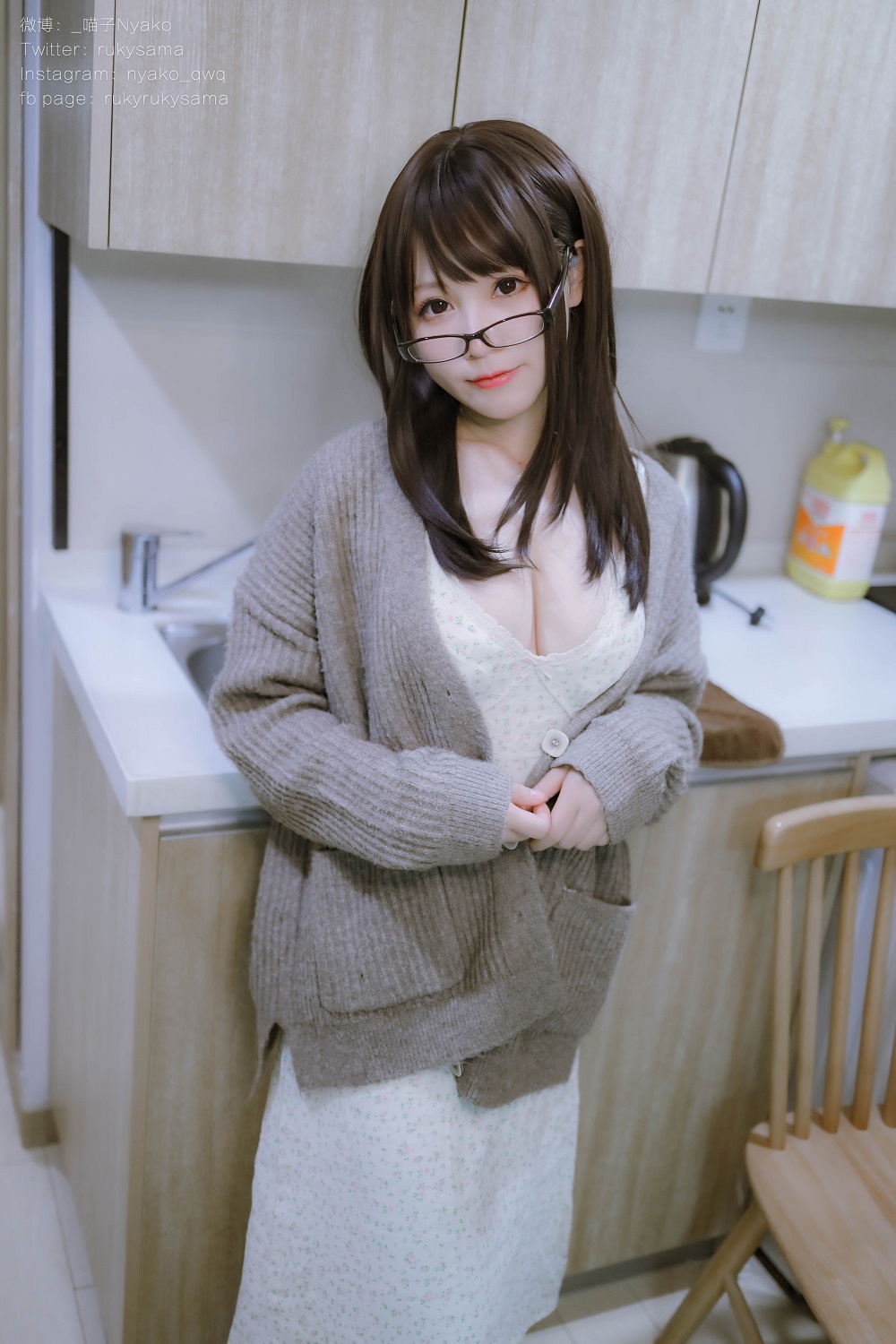 Nyako喵子-妄想彼女との同棲生活2[205P+2V]