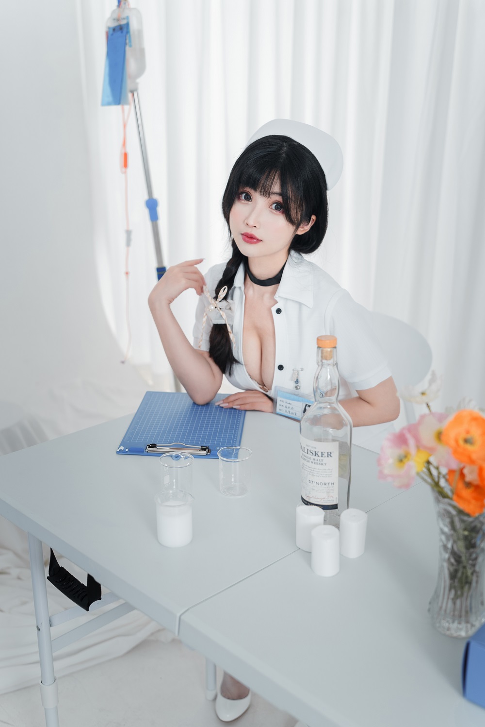 rioko凉凉子-年上の韵-采集室实习护士[48P+7V]