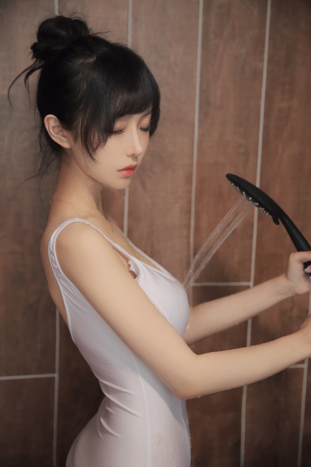 Shika小鹿鹿-半透浴室[22P]