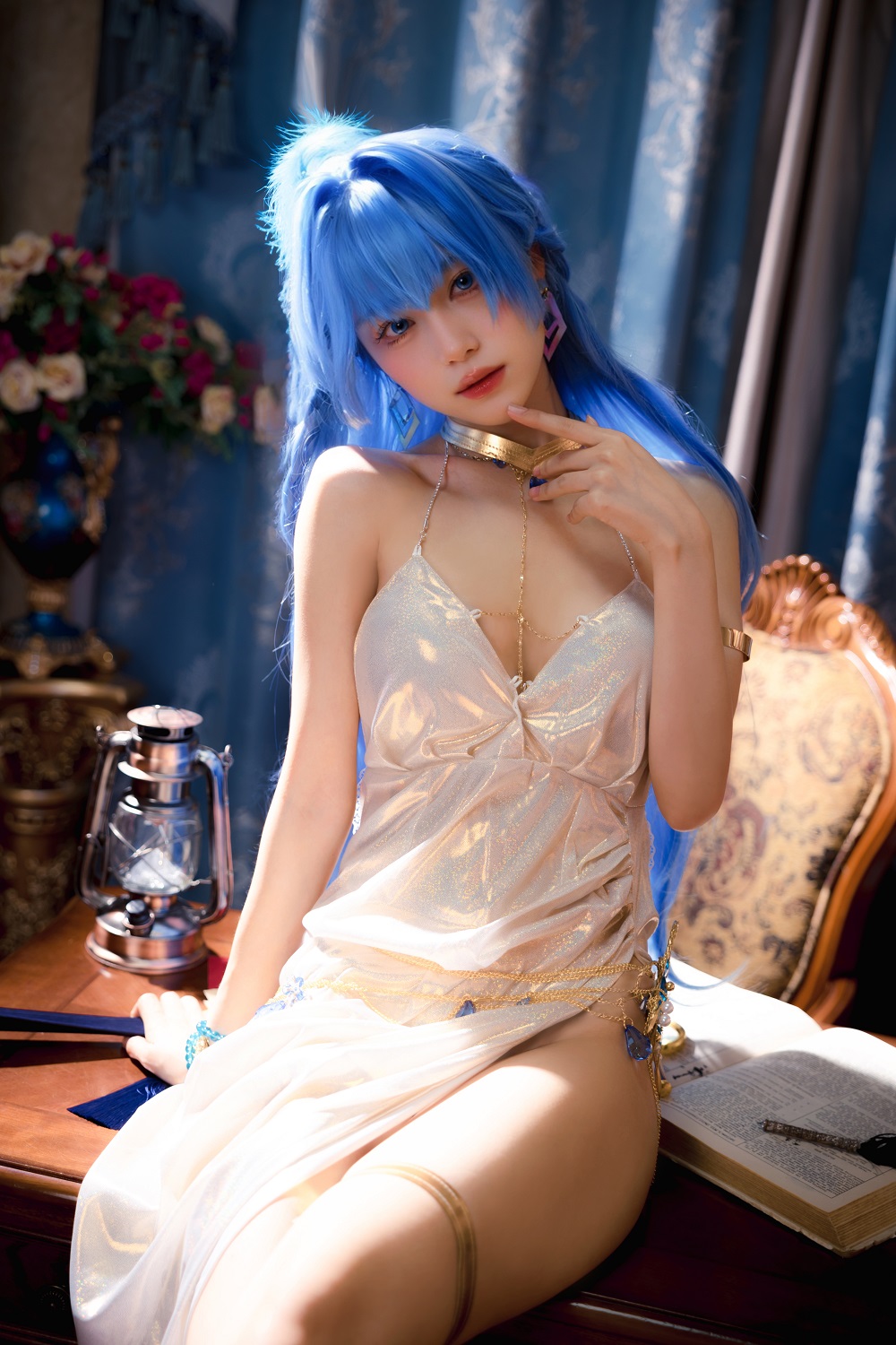 Shika小鹿鹿-Nikke胜利女神-海伦礼服[37P]