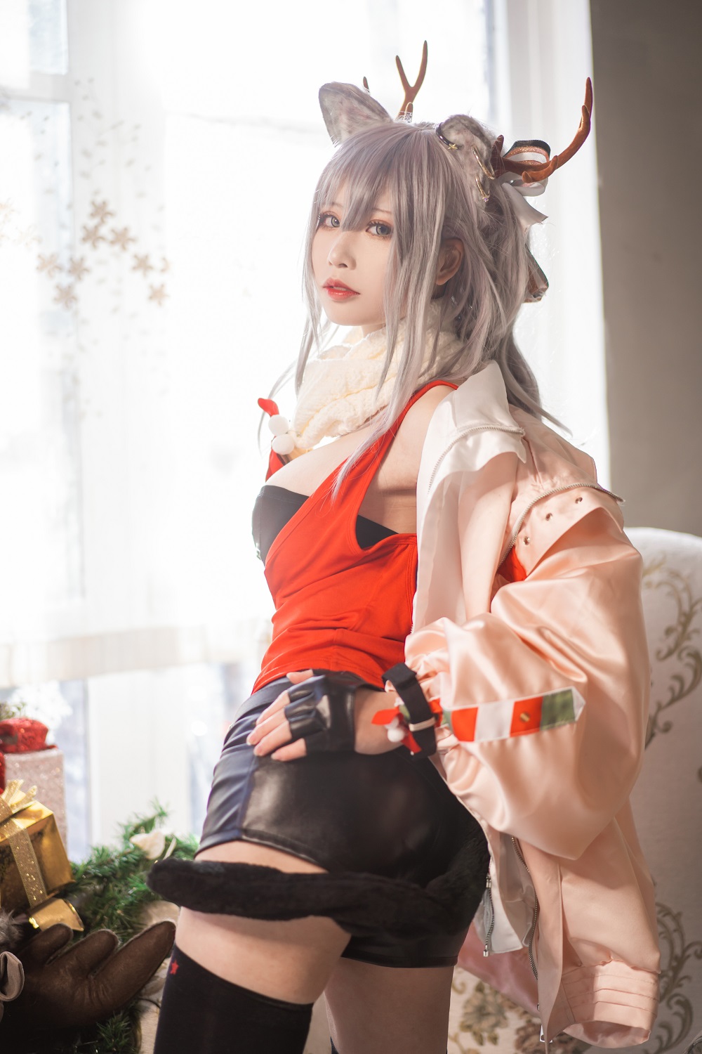 爱老师_PhD-明日方舟-黑·厚礼圣诞[26P]