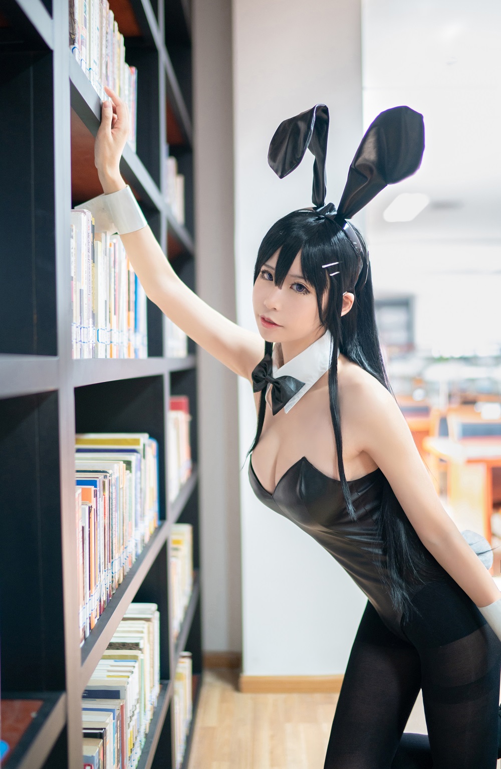 爱老师_PhD-兔女郎学姐[8P]