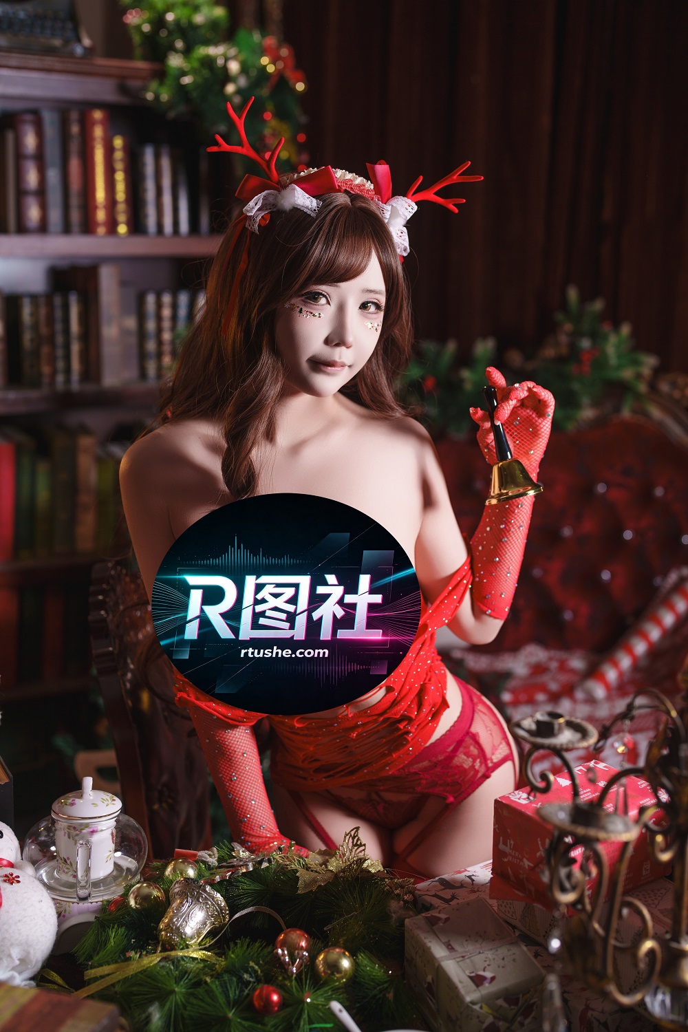 抱走莫子aa-圣诞情事[70P+1V]