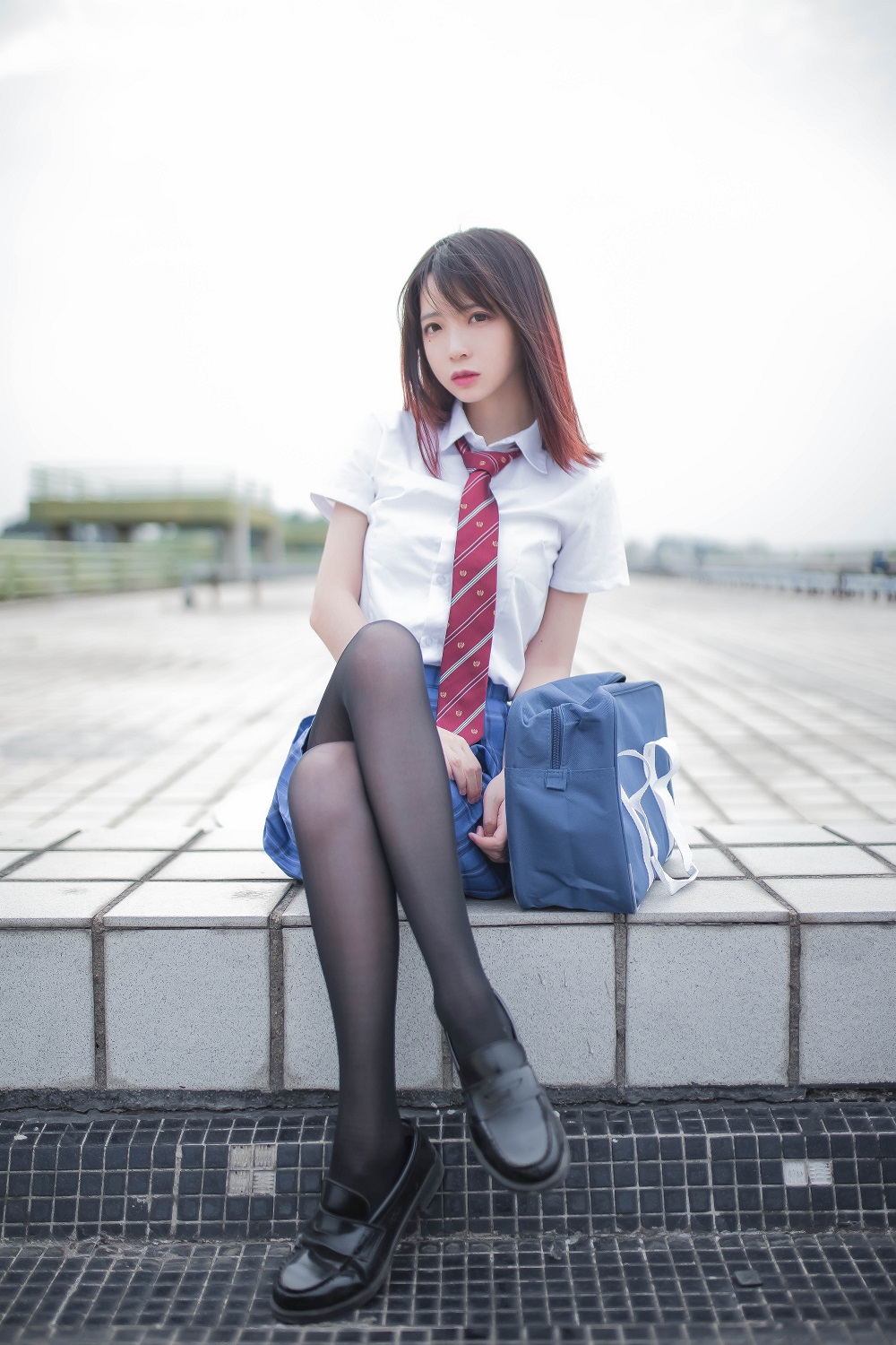 疯猫ss-天台JK[30P]