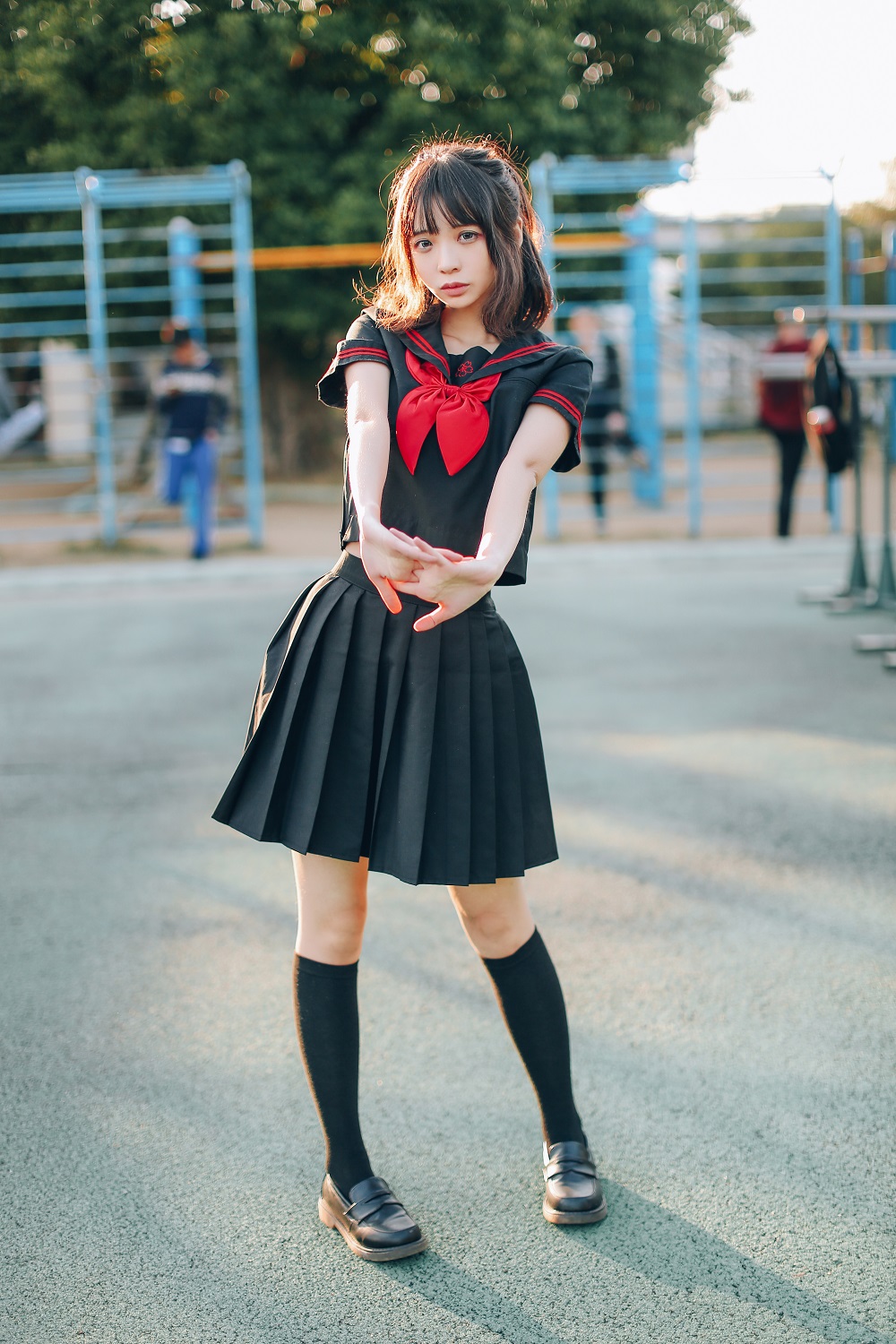 疯猫ss-制服少女写真集01-室外JK[18P]