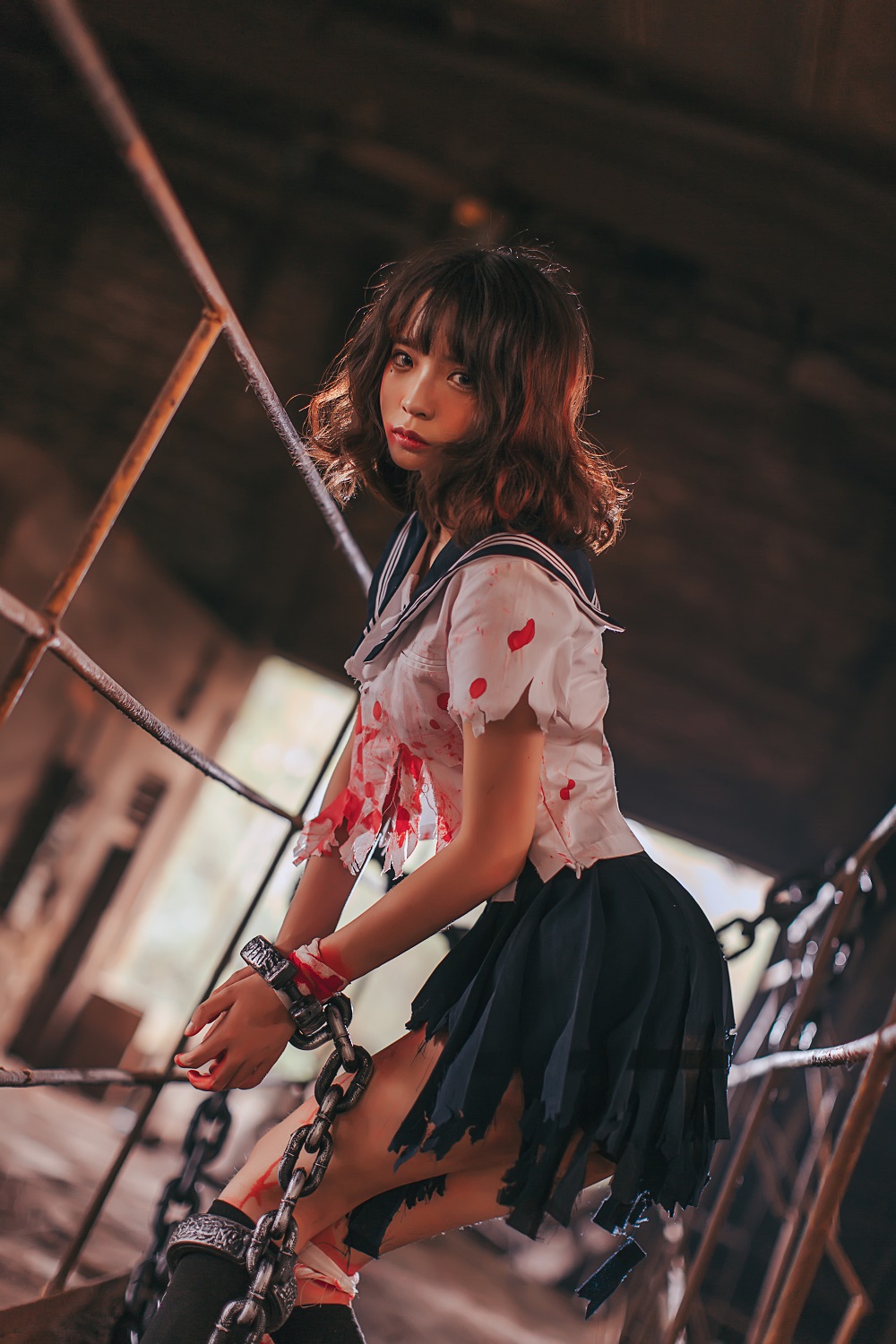疯猫ss-制服少女写真集01-血腥JK[28P]