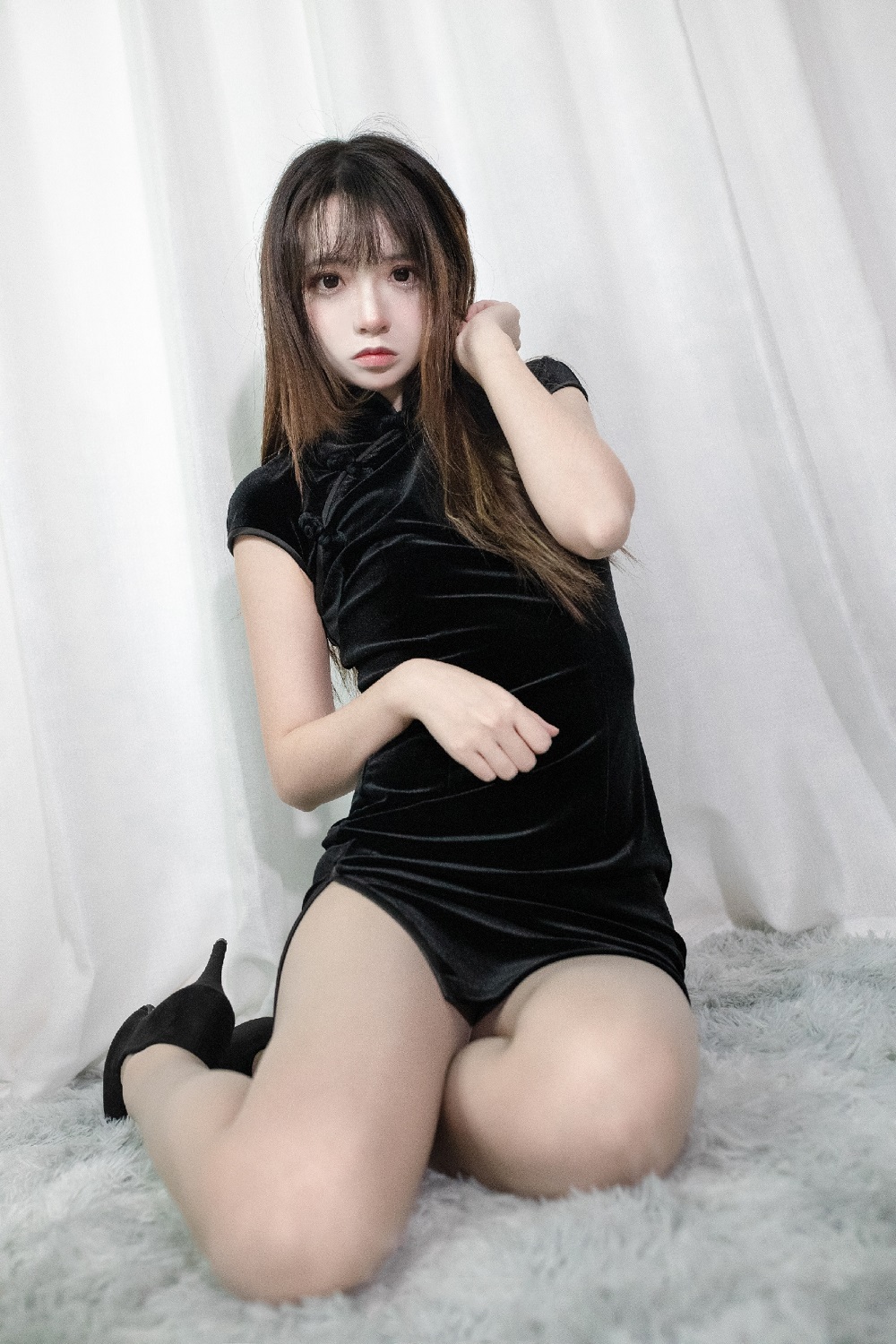 疯猫ss-最新四套自拍[27P]