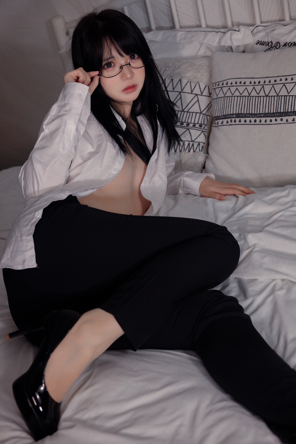 疯猫ss-白色情人节福袋-长裤OL[40P]