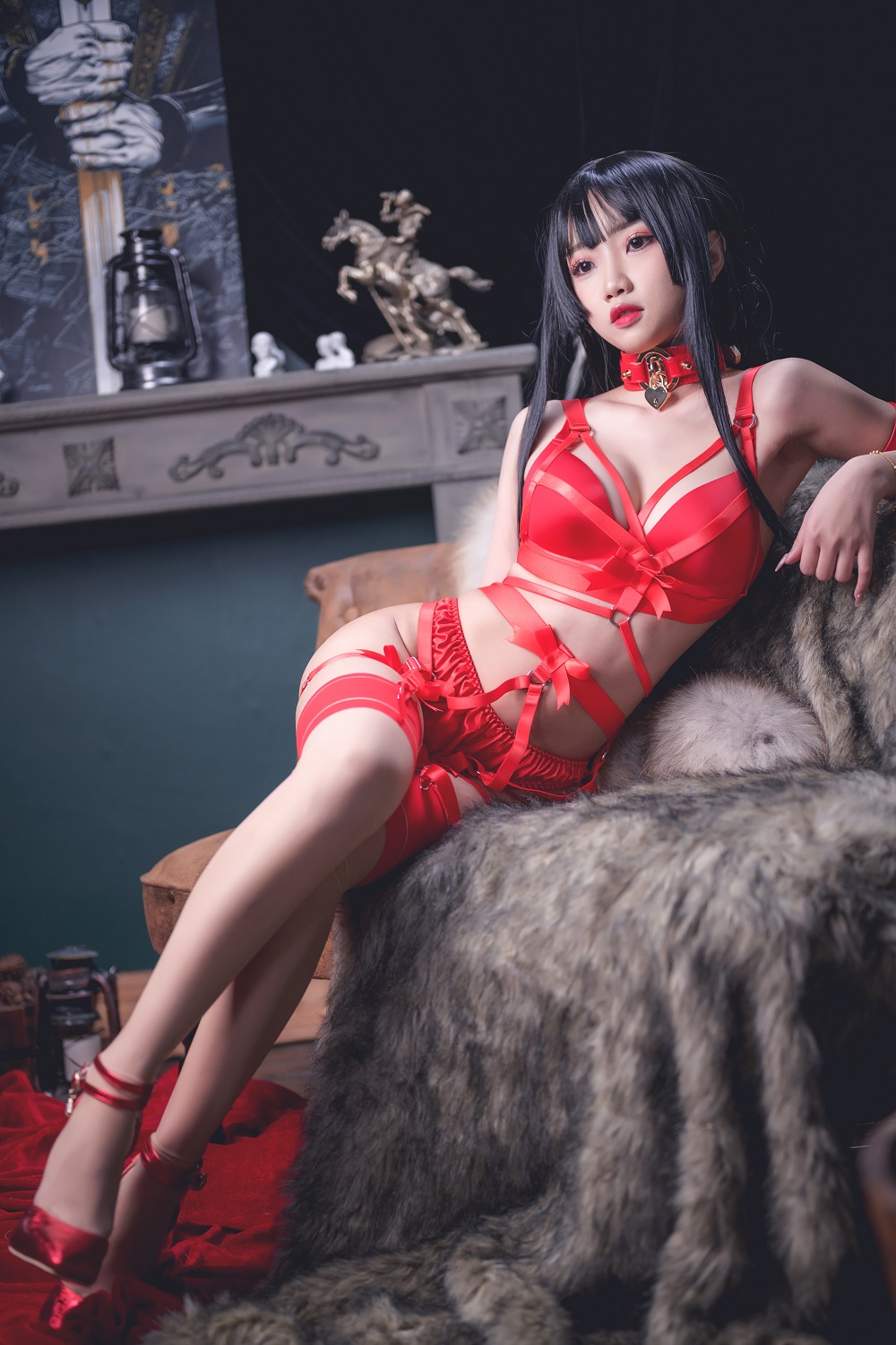 鬼畜瑶在不在w-红色束缚[44P+1V]