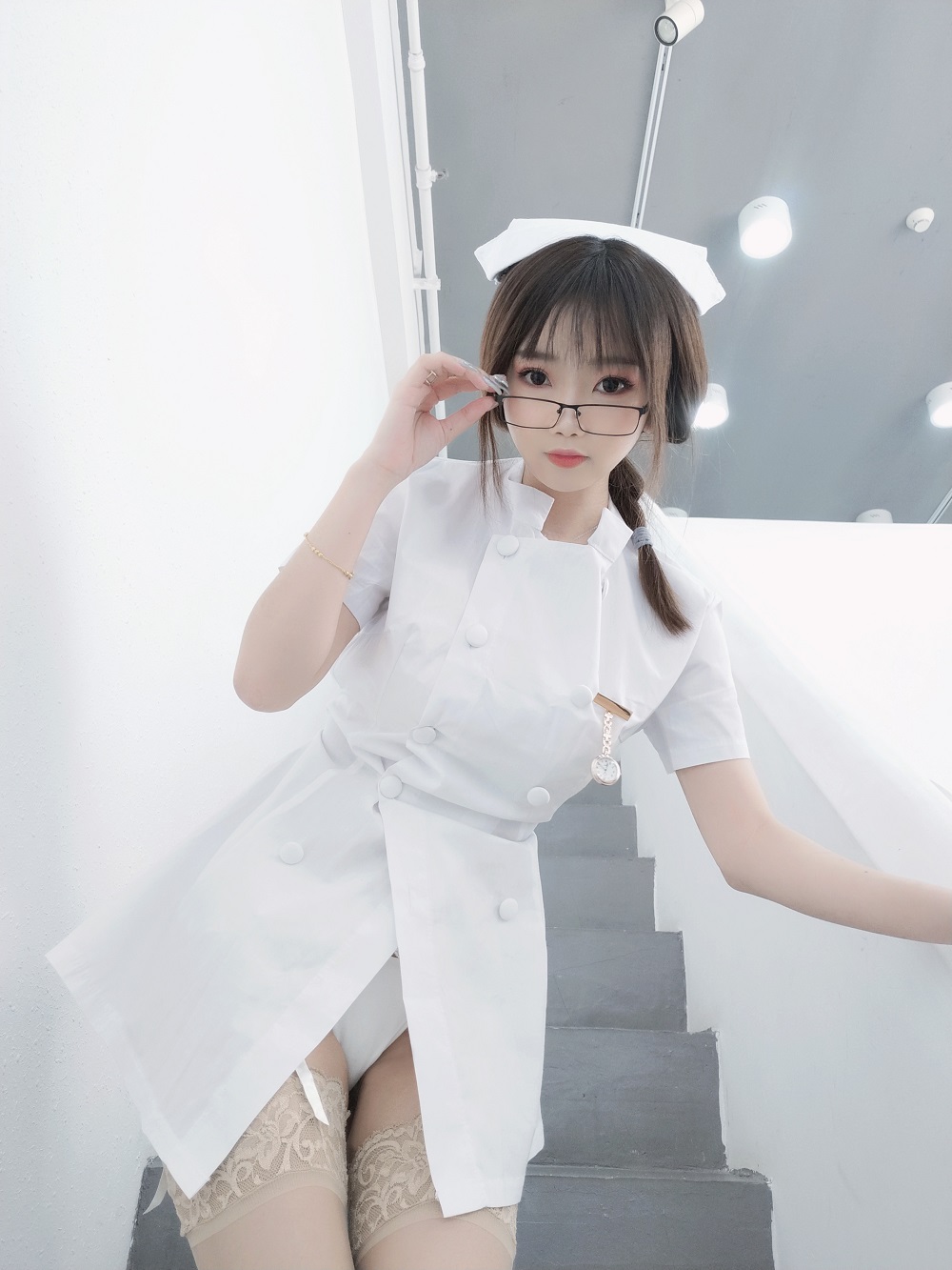 鬼畜瑶在不在w-笨蛋护士[45P]