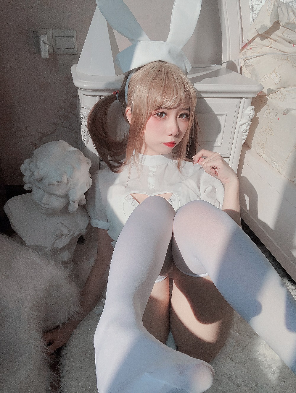 果咩酱w-兔兔护士[12P]