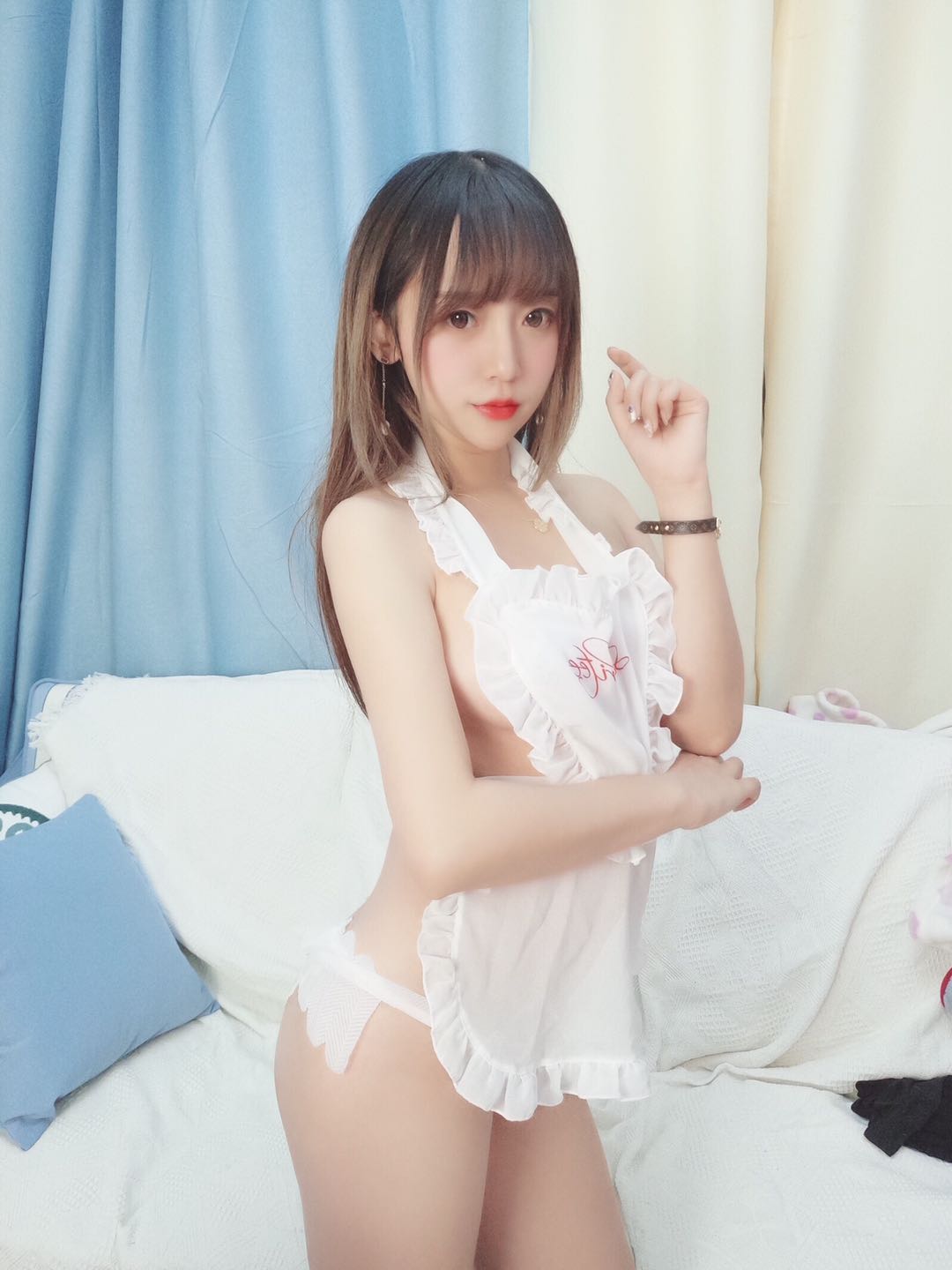 过期米线线喵-爱心围裙[20P]