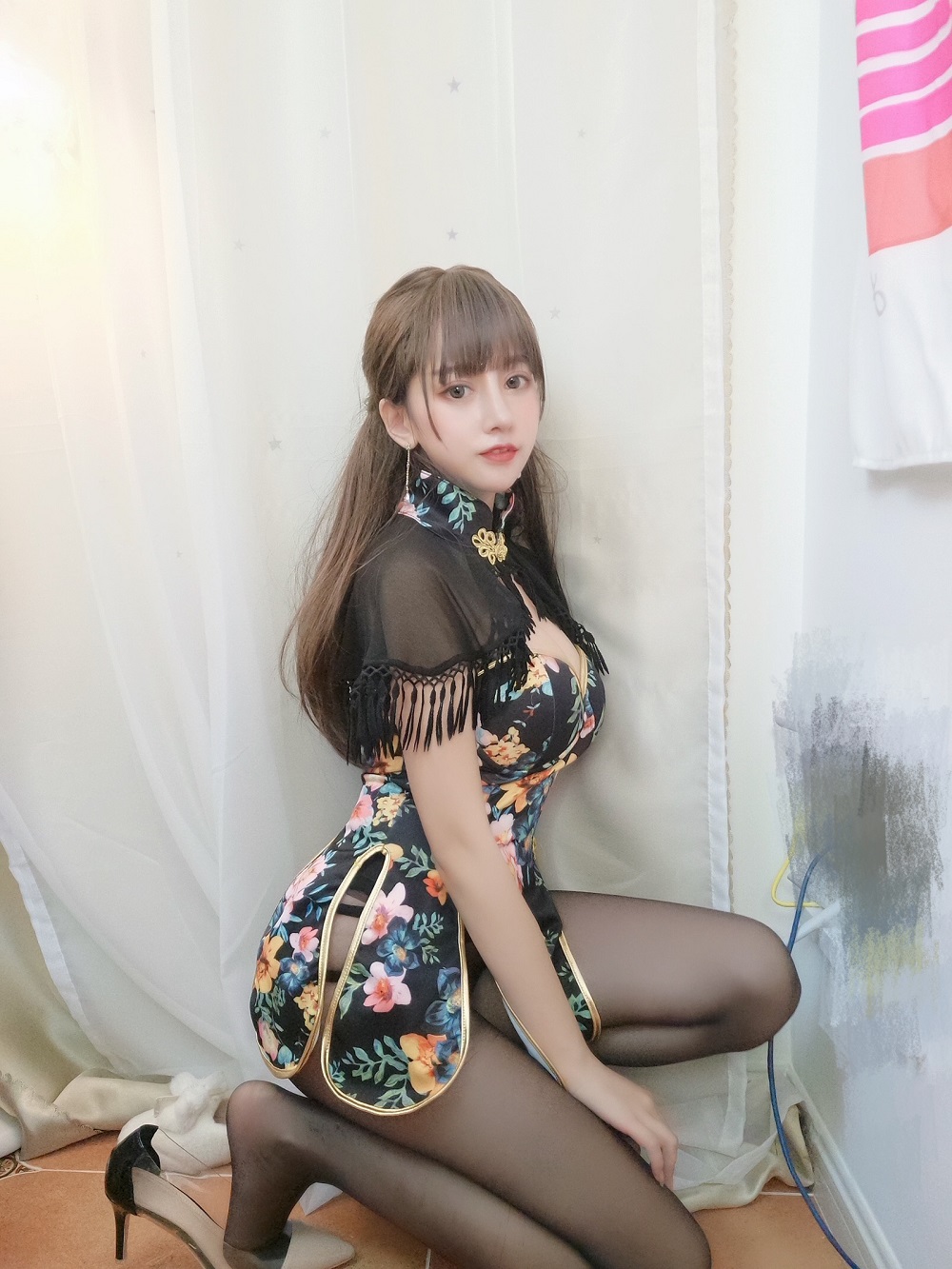 过期米线线喵-披肩小洋装[17P]