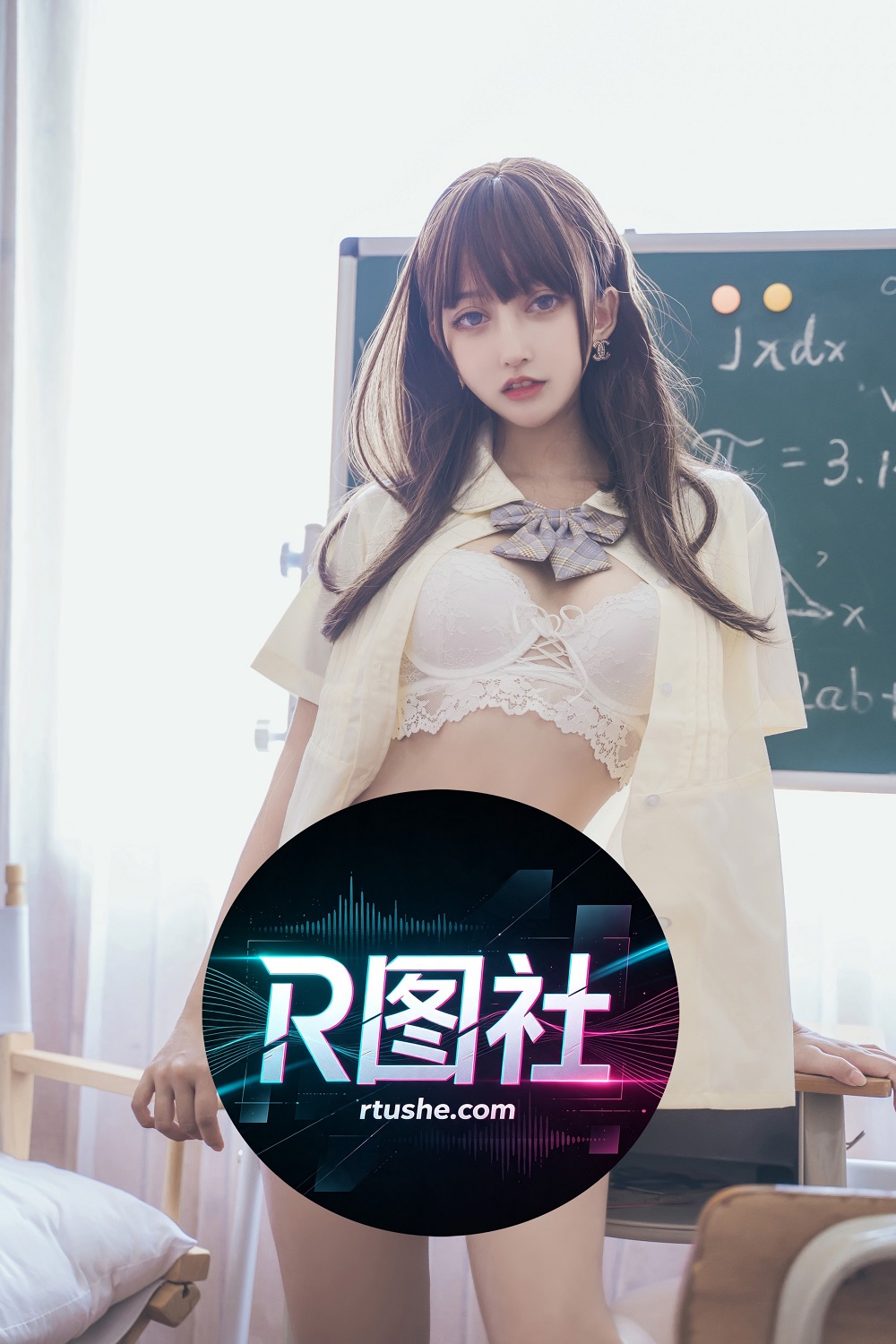 过期米线线喵-教室学姐[30P]