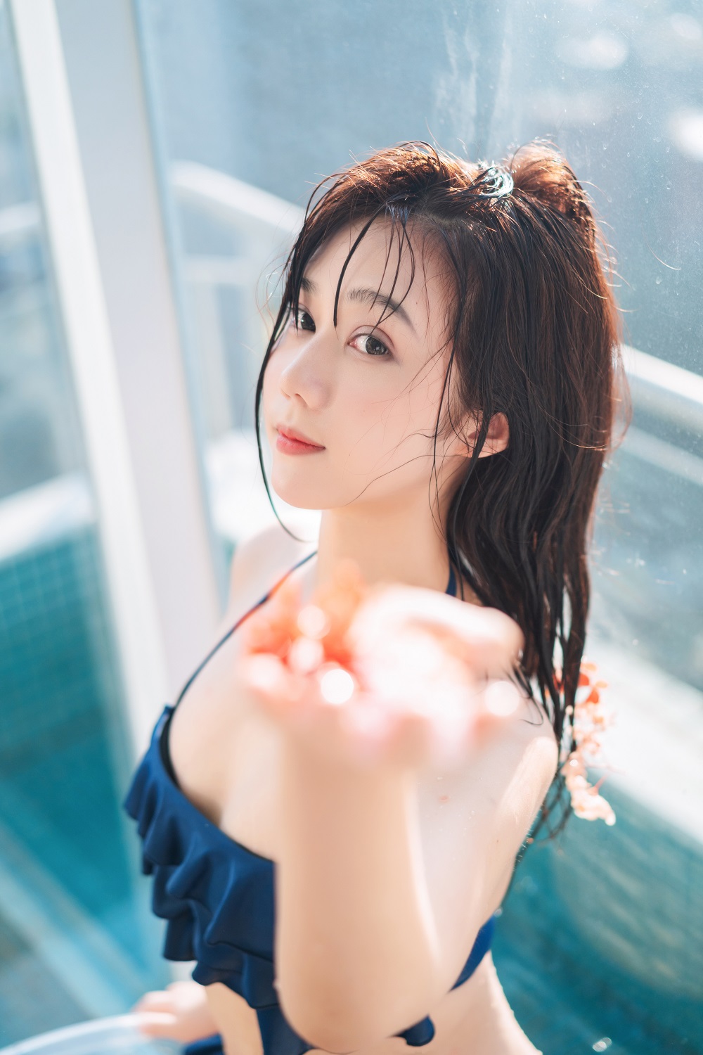 镜酱-私奔之泳衣[61P]