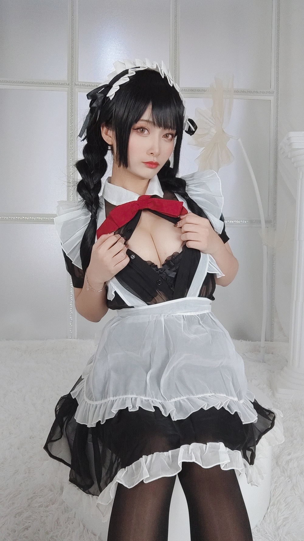 洛璃LoLiSAMA-黑丝女仆[93P+2V]