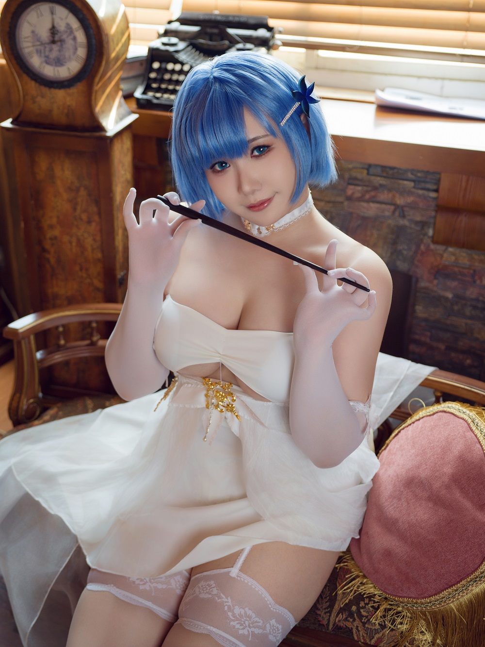 麻花麻花酱-碧蓝航线-恰巴耶夫礼服[32P+1V]