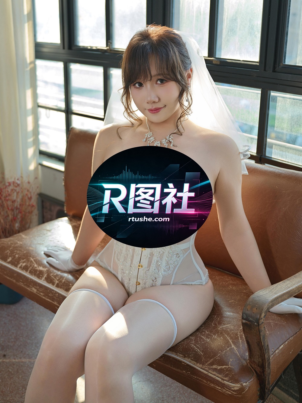 麻花麻花酱-人妻婚纱[47P+2V]