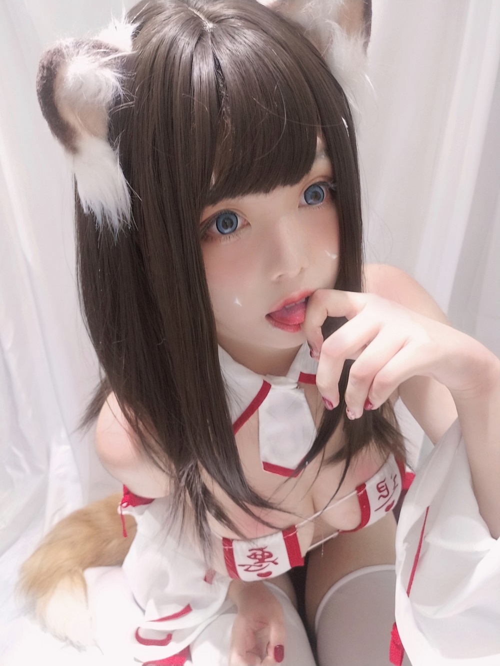 蜜汁猫裘-巫女小狐狸[22P]