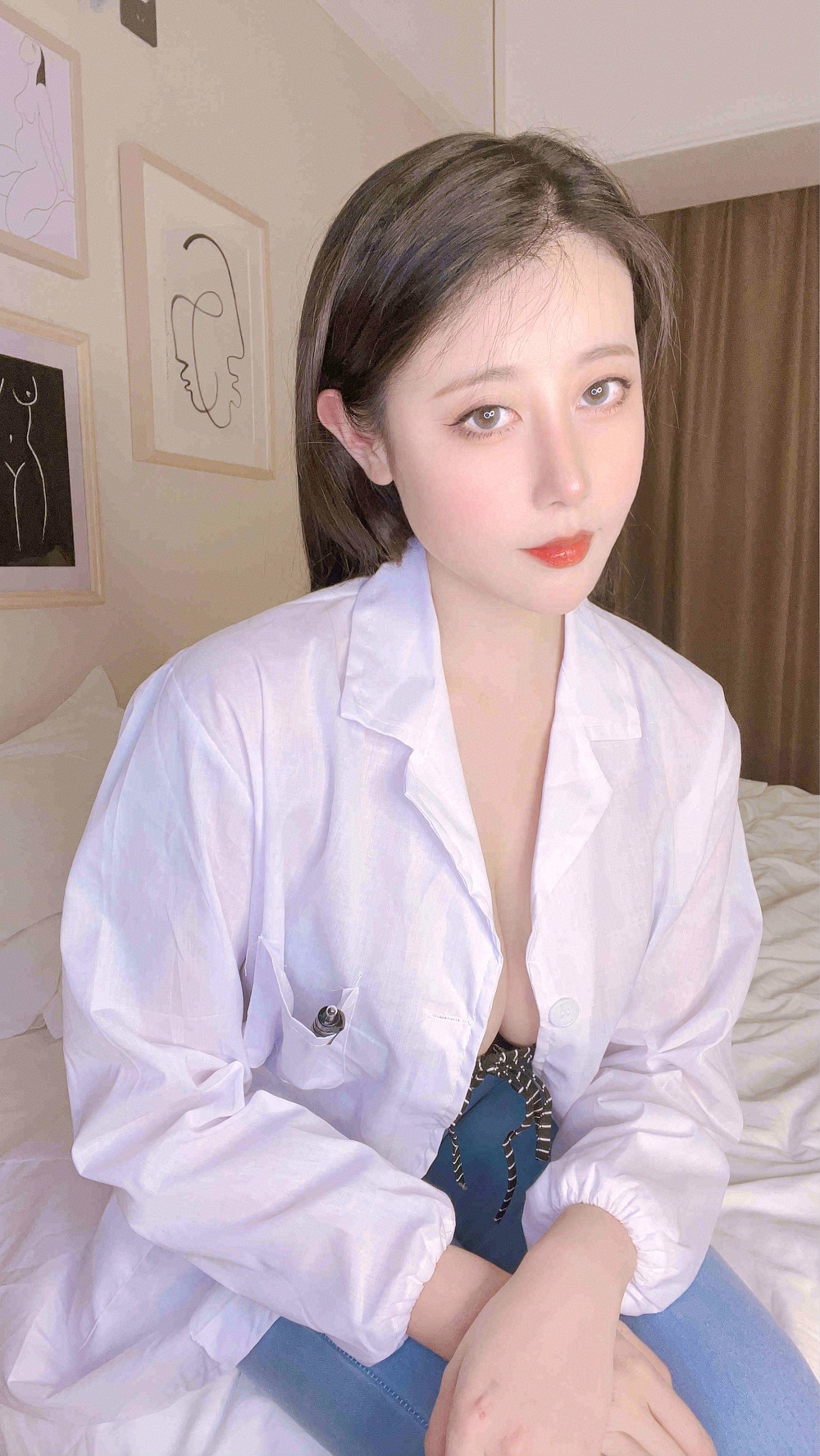 奈汐酱nice-33号自拍本-禁忌医生[50P+2V]