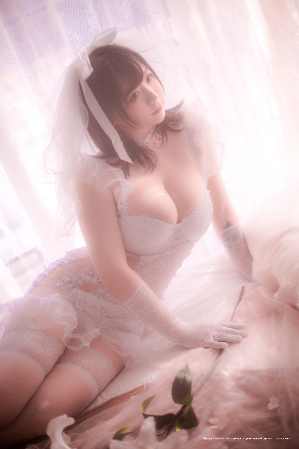 超皮皮皮奶-朦胧婚纱[66P]