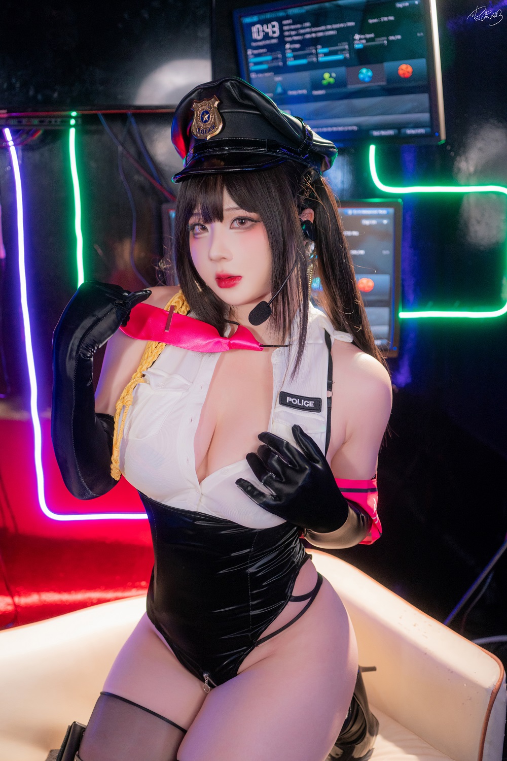 超皮皮皮奶-宇都宫沙希制服[100P+1V]
