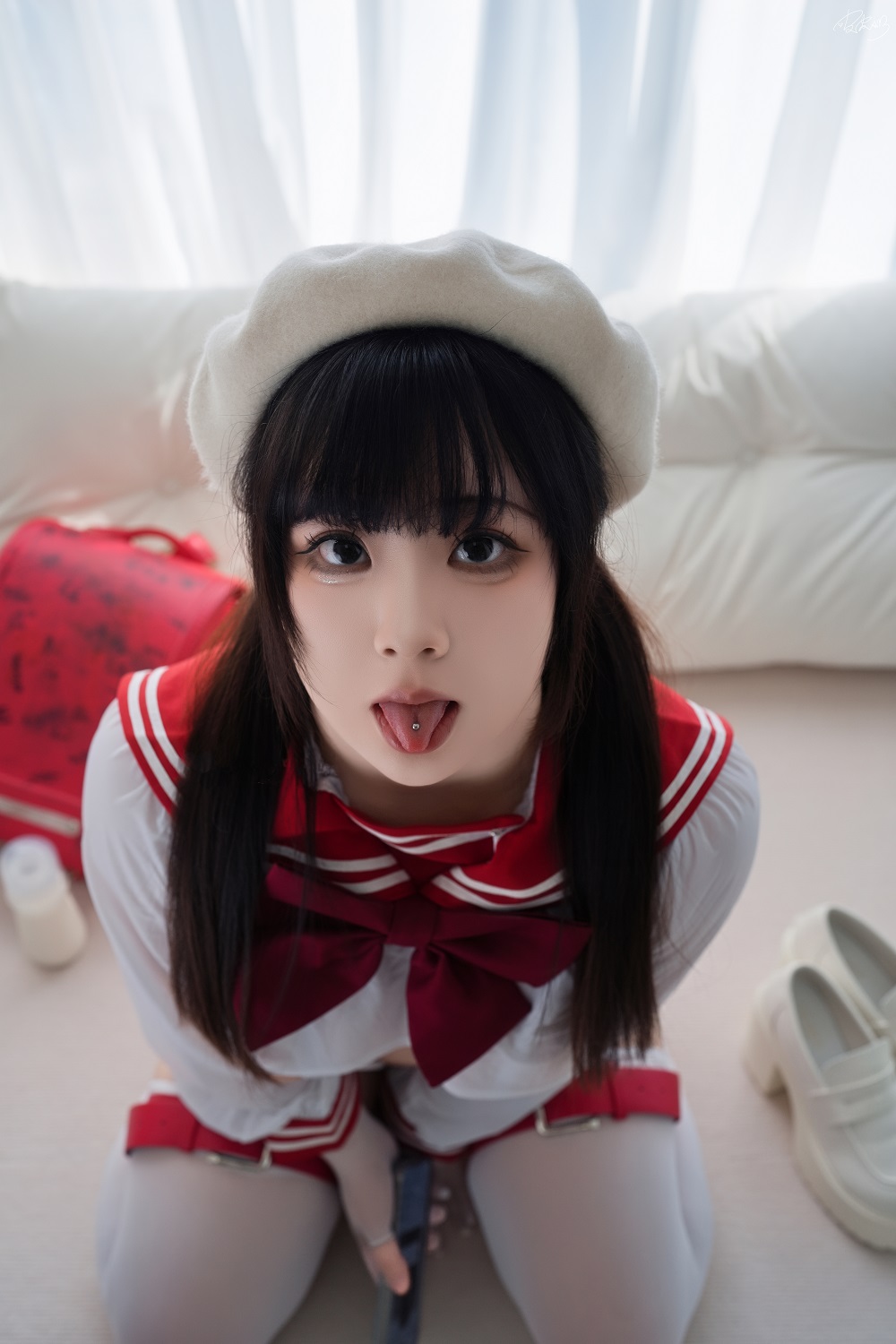 超皮皮皮奶-JK红书包[47P]