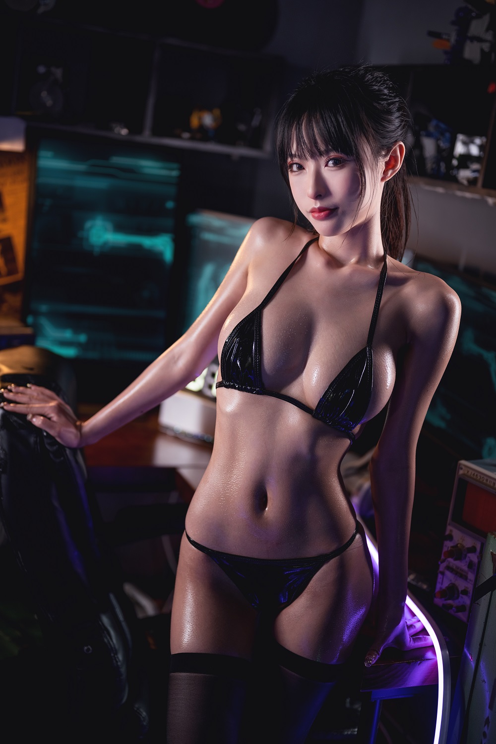 清水由乃-抹油比基尼[55P+1V]
