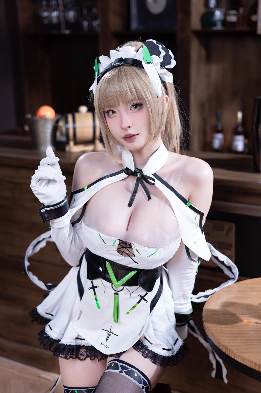 清水由乃-交错战线-布尔特根·迷情香槟[42P]