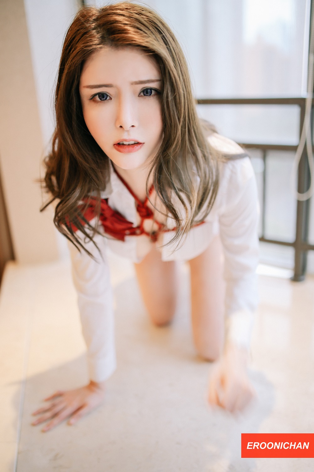[EROONICHAN]夏小秋秋秋/秋和柯基-RED写真集[87P+1V]